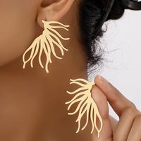 1 Pair Ig Style Exaggerated Lines Plating Metal Ear Studs main image 1
