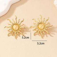 1 Pair Retro Exaggerated Sun Plating Metal Ear Studs main image 5