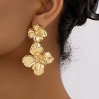 1 Pair Ig Style Exaggerated Flower Plating Alloy Drop Earrings main image 1