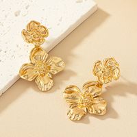 1 Pair Ig Style Exaggerated Flower Plating Alloy Drop Earrings main image 4