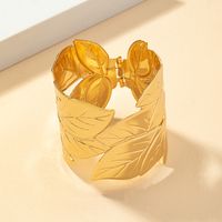 Classic Style Solid Color Alloy Plating Gold Plated Women's Bangle sku image 1