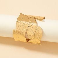 Classic Style Solid Color Alloy Plating Gold Plated Women's Bangle main image 4