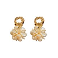 Wholesale Jewelry Vintage Style Flower Alloy Resin 14k Gold Plated Plating Drop Earrings sku image 1