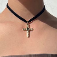 Retro Cross Solid Color Alloy Plating Inlay Rhinestones Gold Plated Women's Pendant Necklace main image 1