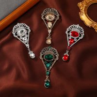 Retro Geometric Alloy Inlay Rhinestones Women's Brooches main image 6