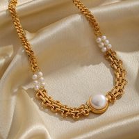 Simple Style Commute Round Copper Plating Inlay Freshwater Pearl 18k Gold Plated Pendant Necklace main image 4