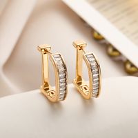 1 Paire Style Simple Commuer Carré Placage Incruster Le Cuivre Zircon Plaqué Or 18k Des Boucles D'oreilles main image 1