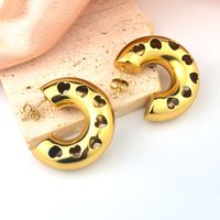 1 Paar Einfacher Stil C-Form Rostfreier Stahl 18 Karat Vergoldet Ohrringe main image 2