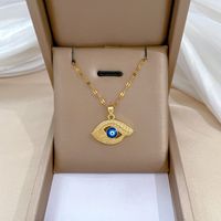 Wholesale Elegant Streetwear Commute Devil'S Eye Titanium Steel Copper Plating Inlay Artificial Gemstones Pendant Necklace main image 1