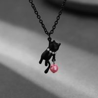 Casual Cute Cat Alloy Three-dimensional Inlay Artificial Pearls Women's Pendant Necklace main image 2