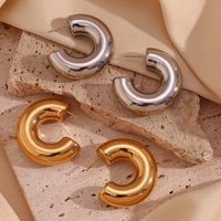 1 Pair Basic Simple Style Classic Style C Shape Plating Stainless Steel 18k Gold Plated Earrings main image 1