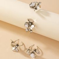 1 Set Elegant Vintage Style Flower Plating Inlay Metal Zircon Hoop Earrings main image 6