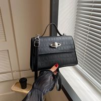 Women's All Seasons Pu Leather Solid Color Classic Style Square Magnetic Buckle Handbag main image 3