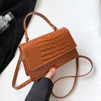 Women's Medium Pu Leather Solid Color Classic Style Square Magnetic Buckle Shoulder Bag Crossbody Bag Square Bag sku image 3