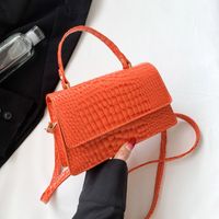Women's Medium Pu Leather Solid Color Classic Style Square Magnetic Buckle Shoulder Bag Crossbody Bag Square Bag sku image 5