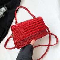 Women's Medium Pu Leather Solid Color Classic Style Square Magnetic Buckle Shoulder Bag Crossbody Bag Square Bag sku image 4