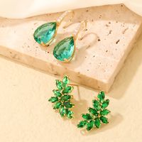 1 Pair Casual Sweet Water Droplets Flower Plating Inlay Copper Zircon K Gold Plated Ear Studs main image 4