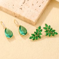 1 Pair Casual Sweet Water Droplets Flower Plating Inlay Copper Zircon K Gold Plated Ear Studs main image 1