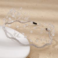 Elegant Leaves Copper Inlay Artificial Crystal Crown main image 5