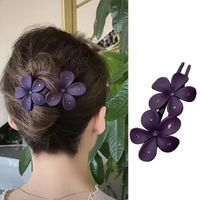 Simple Style Flower Plastic Diamond Hair Clip main image 1
