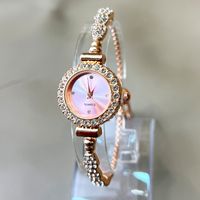 Lady Round One Piece Buckle Quartz Women's Watches main image 3