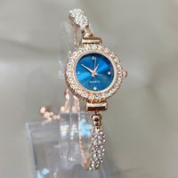 Lady Round One Piece Buckle Quartz Women's Watches sku image 5