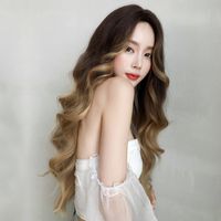 Women's Sweet Home High Temperature Wire Centre Parting Long Curly Hair Wigs main image 3