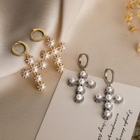 1 Pair Simple Style Commute Cross Plating Inlay Copper Artificial Pearls Zircon 18k Gold Plated Drop Earrings main image 1