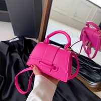 Women's All Seasons Pu Leather Solid Color Vintage Style Square Magnetic Buckle Handbag main image 2