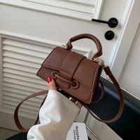 Frau Alle Jahreszeiten Pu-leder Einfarbig Vintage-stil Quadrat Magnetschnalle Handtasche main image 3