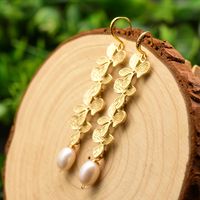 1 Pair Retro Flower Plating Freshwater Pearl Copper 18k Gold Plated Drop Earrings sku image 1