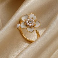 Elegant Lady Flower Copper Painted Plating Inlay Artificial Pearls Artificial Diamond 18k Gold Plated Open Rings main image 1
