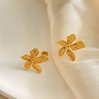1 Pair Simple Style Flower Plating Titanium Steel 18k Gold Plated Ear Studs main image 1