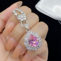 Élégant Les Gouttelettes D'eau Fleur Le Cuivre Placage Incruster Zircon Anneaux Des Boucles D'oreilles Collier main image 3