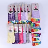 Women's Cartoon Style Sports Color Block Solid Color Cotton Crew Socks A Pair main image 3