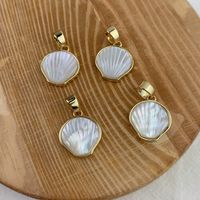 Simple Style Color Block Shell Wholesale Charms Jewelry Accessories main image 1