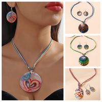 Simple Style Heart Shape Shell Patchwork Women's Pendant Necklace main image 1