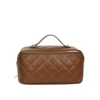 Women's Medium All Seasons Pu Leather Solid Color Elegant Pillow Shape Zipper Cosmetic Bag Square Bag sku image 4