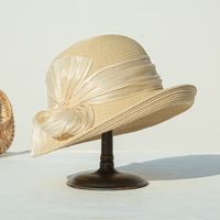 Women's Elegant Solid Color Ribbon Flat Eaves Straw Hat main image 5
