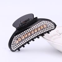 Simple Style Solid Color Plastic Inlay Artificial Pearls Artificial Diamond Hair Claws sku image 4