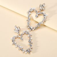 Wholesale Jewelry Exaggerated Luxurious Romantic Heart Shape Zinc Alloy Rhinestones Plating Inlay Drop Earrings sku image 6