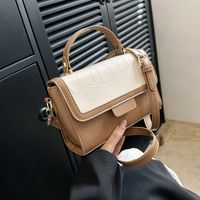 Women's Small All Seasons Pu Leather Vintage Style Handbag main image 3
