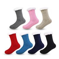 Women's Casual Solid Color Polyacrylonitrile Fiber Jacquard Crew Socks A Pair main image 3