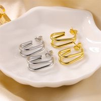 1 Pair Elegant Solid Color U Shape Stainless Steel Ear Studs main image 1