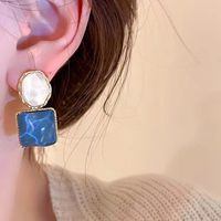 1 Pair Elegant Lady Round Square Irregular Plating Alloy Gold Plated Drop Earrings main image 3