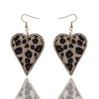 1 Pair Elegant Classic Style Streetwear Leopard Plating Inlay Pu Leather Rhinestones Drop Earrings sku image 1