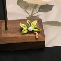 Elegant Retro Flower Alloy Plating Inlay Freshwater Pearl Women's Brooches 1 Piece sku image 6