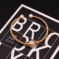 Wholesale Retro Flower Copper Plating Inlay 18K Gold Plated Pearl Bangle sku image 2