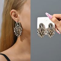 1 Pair Retro Geometric Rhinestone Plating Women's Drop Earrings main image 11