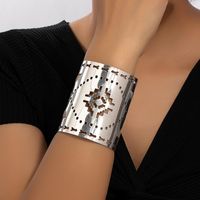 Streetwear Irregular Alloy Hollow Out Women's Cuff Bracelets main image 1